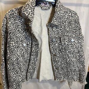 Pink Lily Leopard Print Cropped Denim Jacket – Size S (Fits Like M/L)